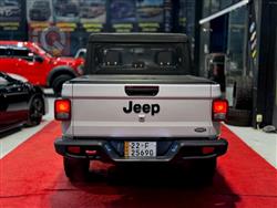 جيب جلاديتور